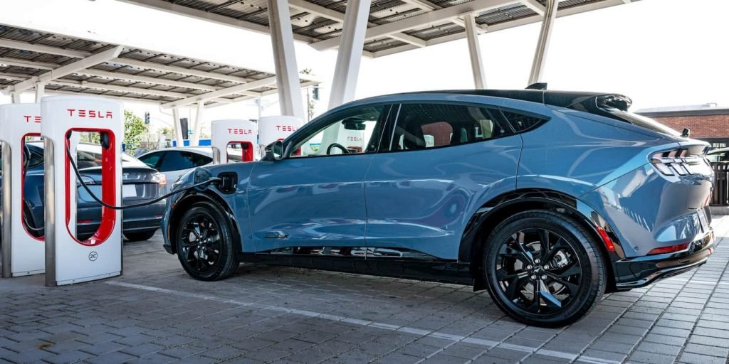 Ford-Tesla-NACS-adaptador