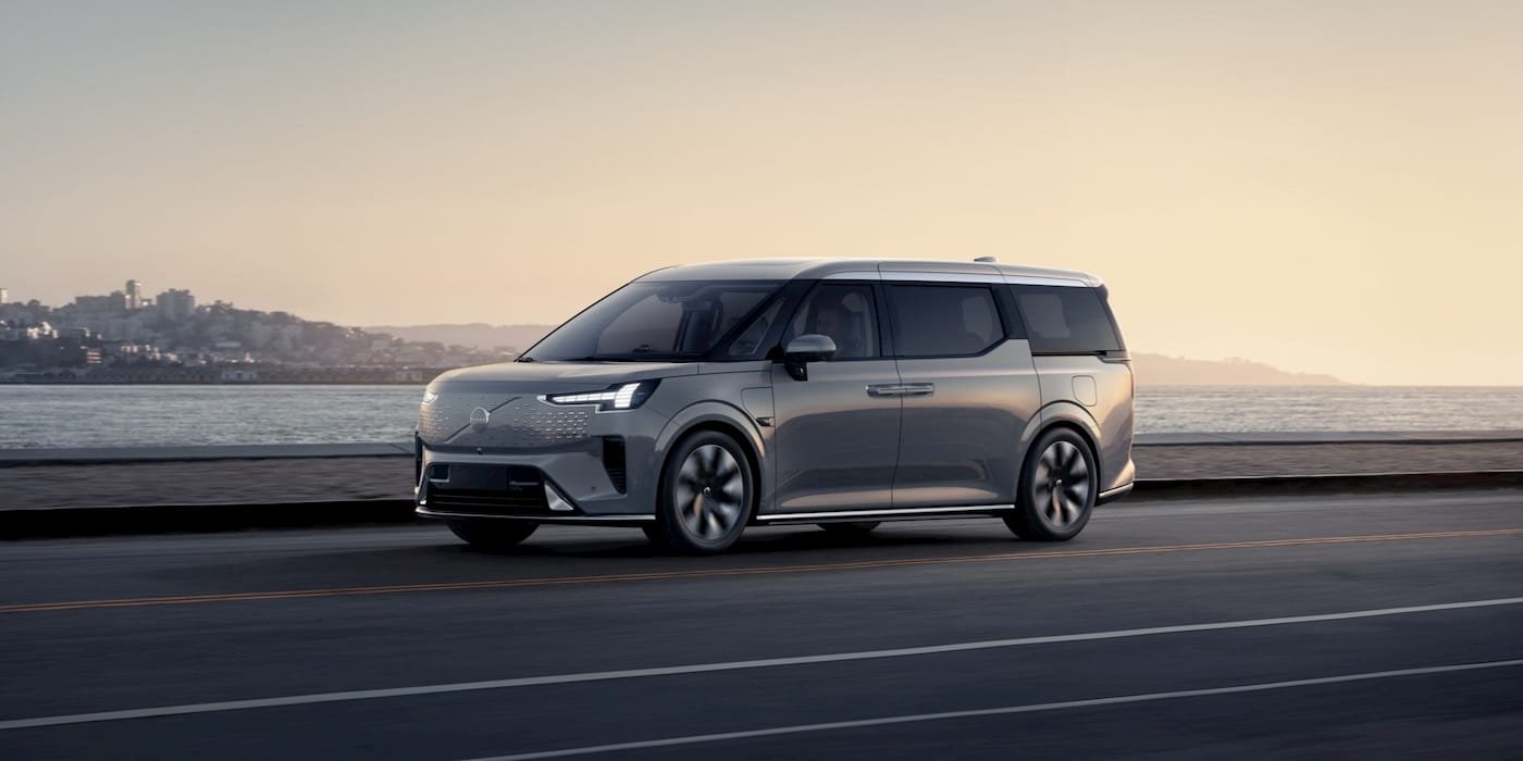 Volvo-EM90-minivan-elétrica