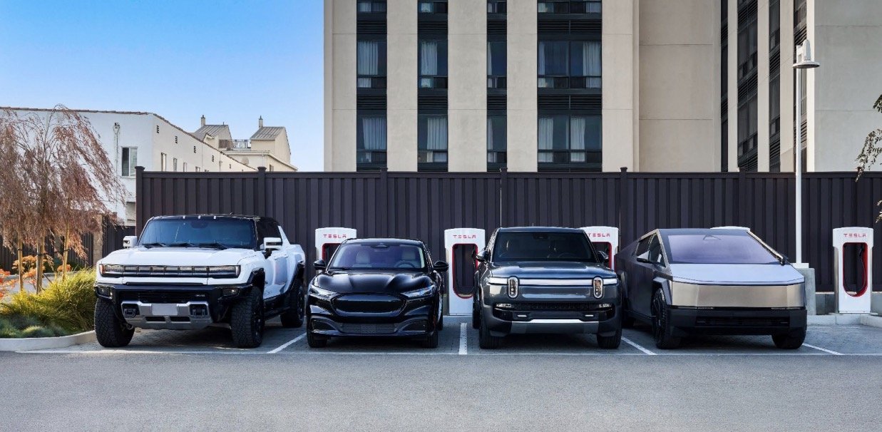 Supercharger Tesla para todos os heróis