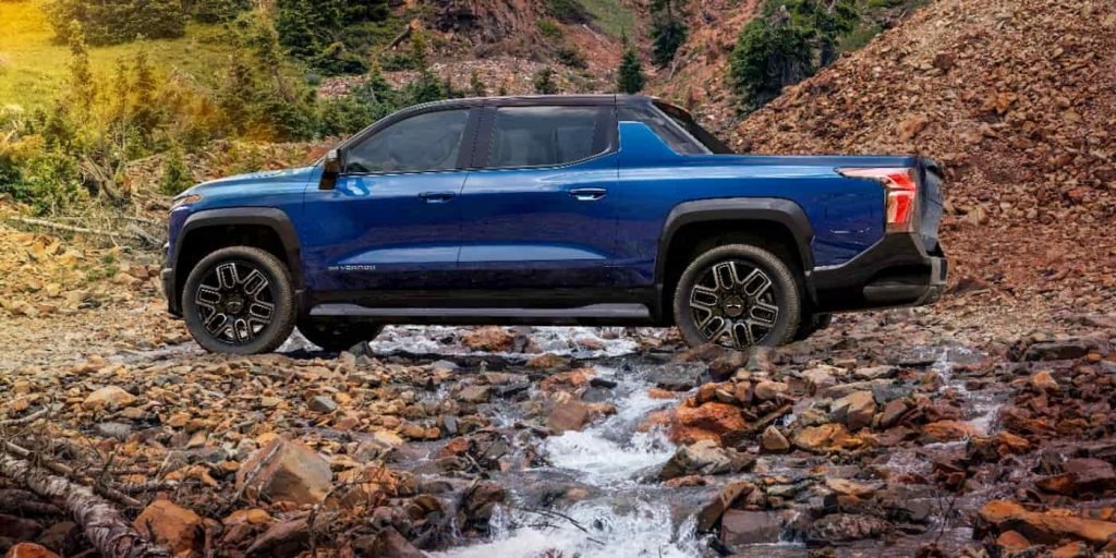 Chevrolet-Silverado-EV