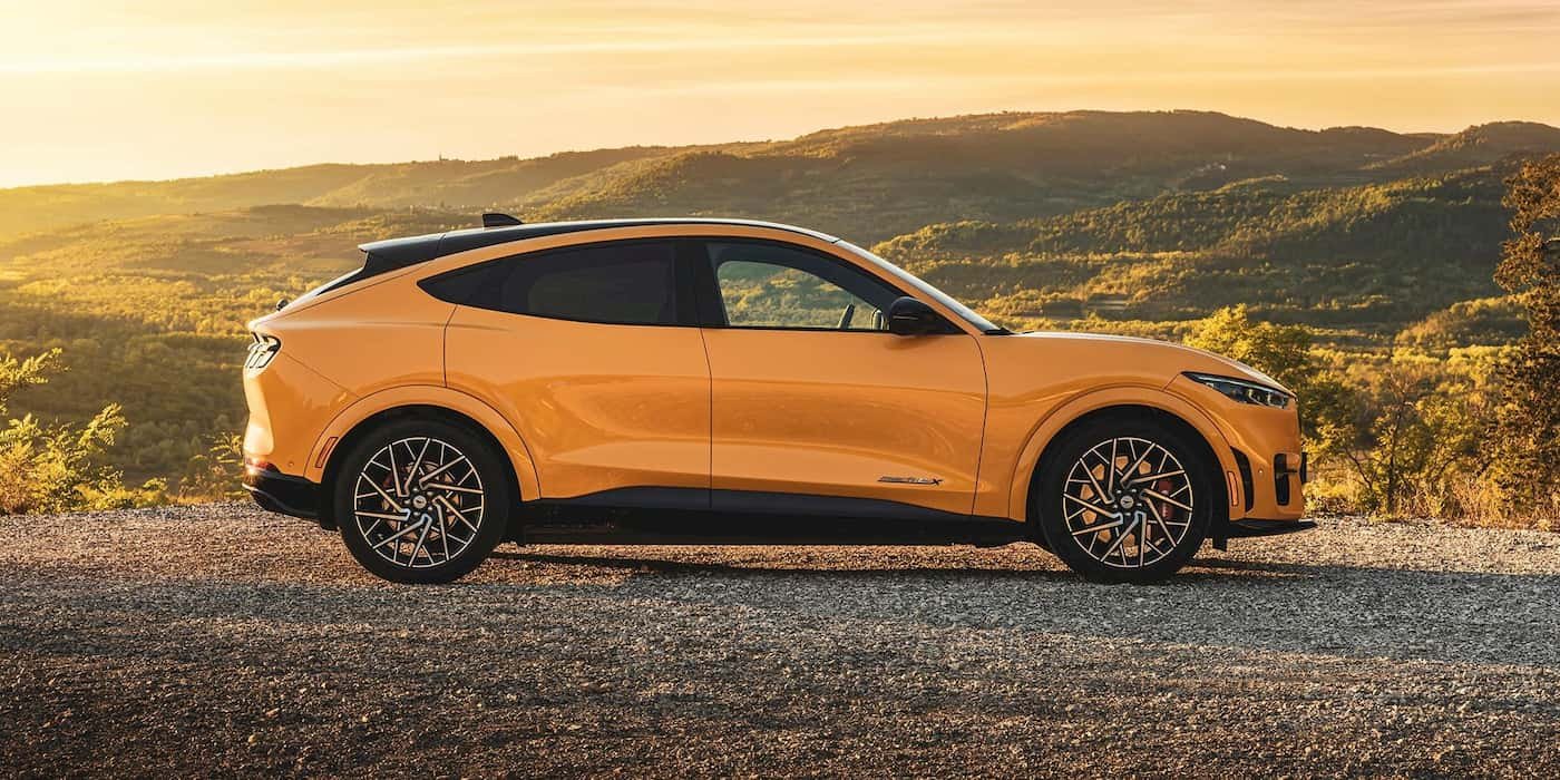 Carregamento de veículos elétricos sem a necessidade de Ford