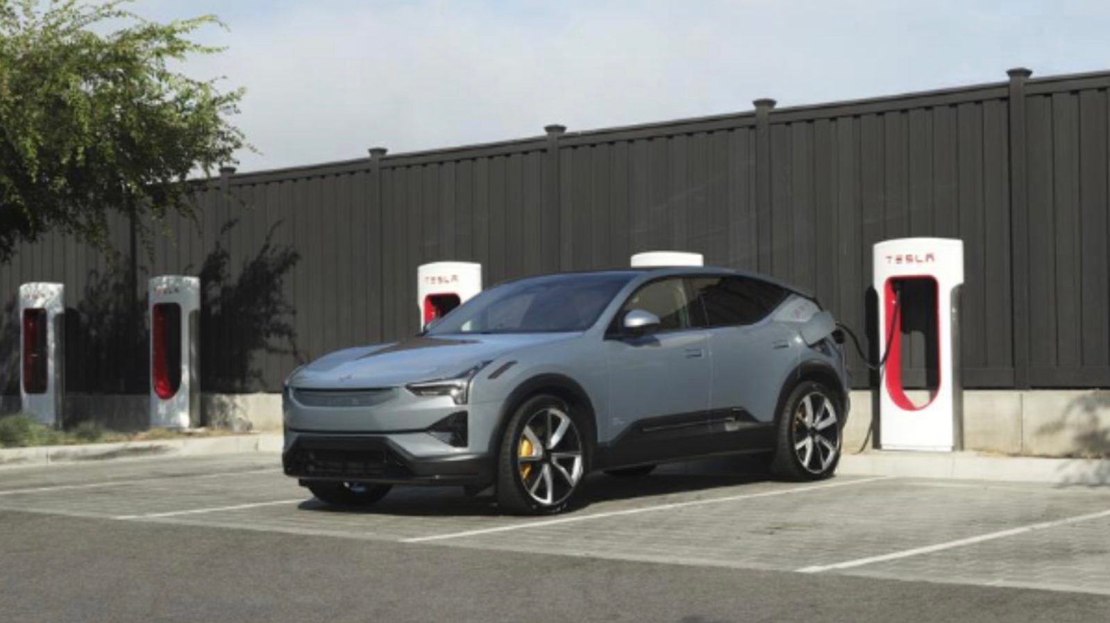 Superalimentador Tesla Polestar 3