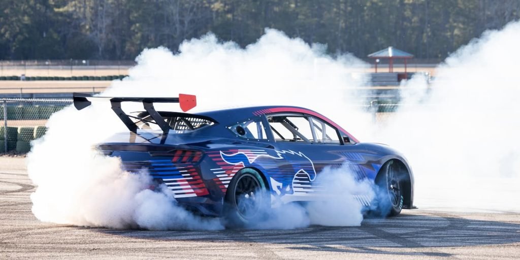 Ford-Mach-e-NASCAR-EV