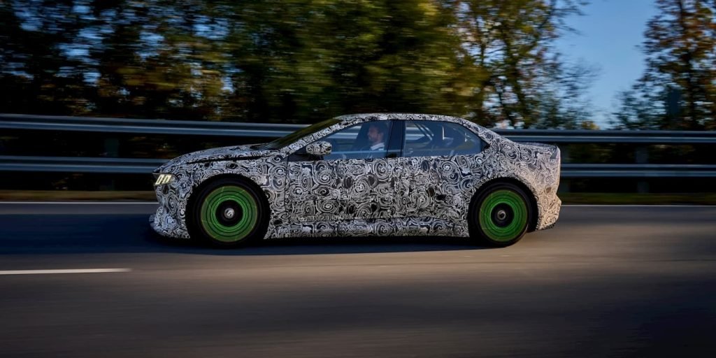 BMW-HEART-O-AJOY-EV