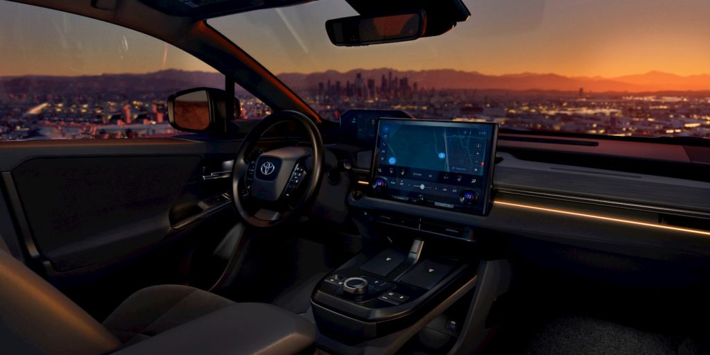 TOYOTA-C-HR-EV-US-INTERSO
