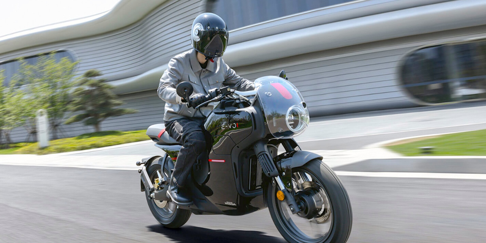 Por que a nova motocicleta elétrica da Honda é imperdível
