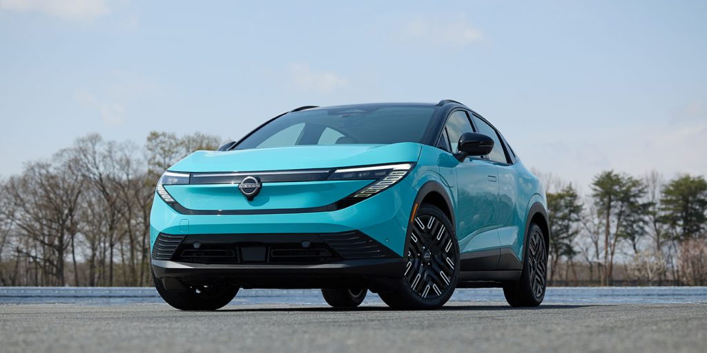 Nissan-Leaf-EV-Production