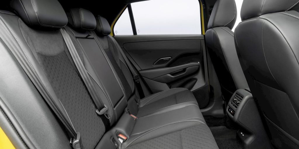 Volkswagen-New-T-Roc-Interior