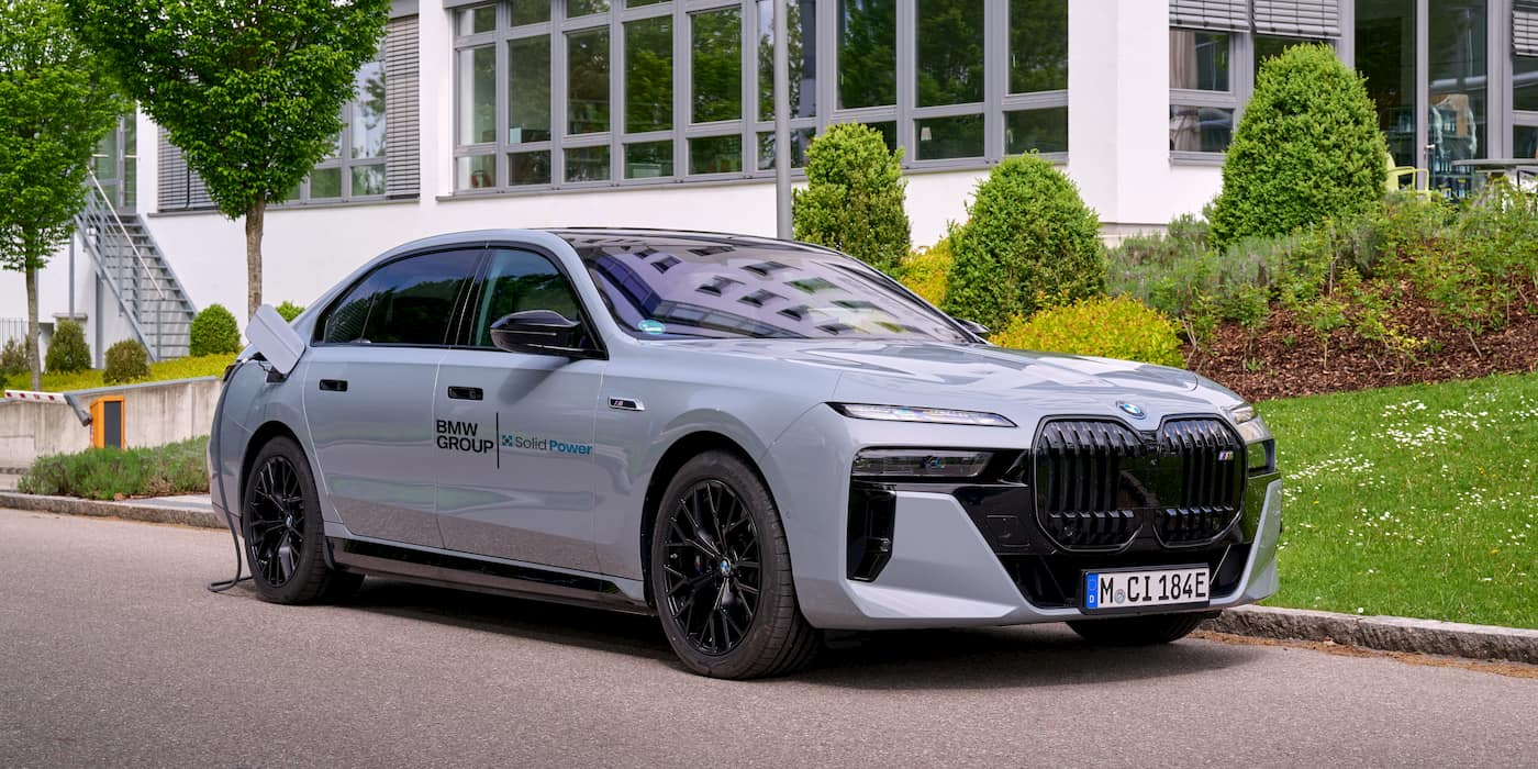 BMW-baterias EV totalmente de estado sólido