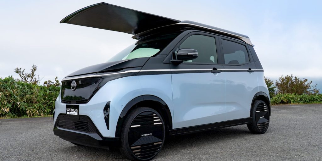 Nissan-EV-teto solar